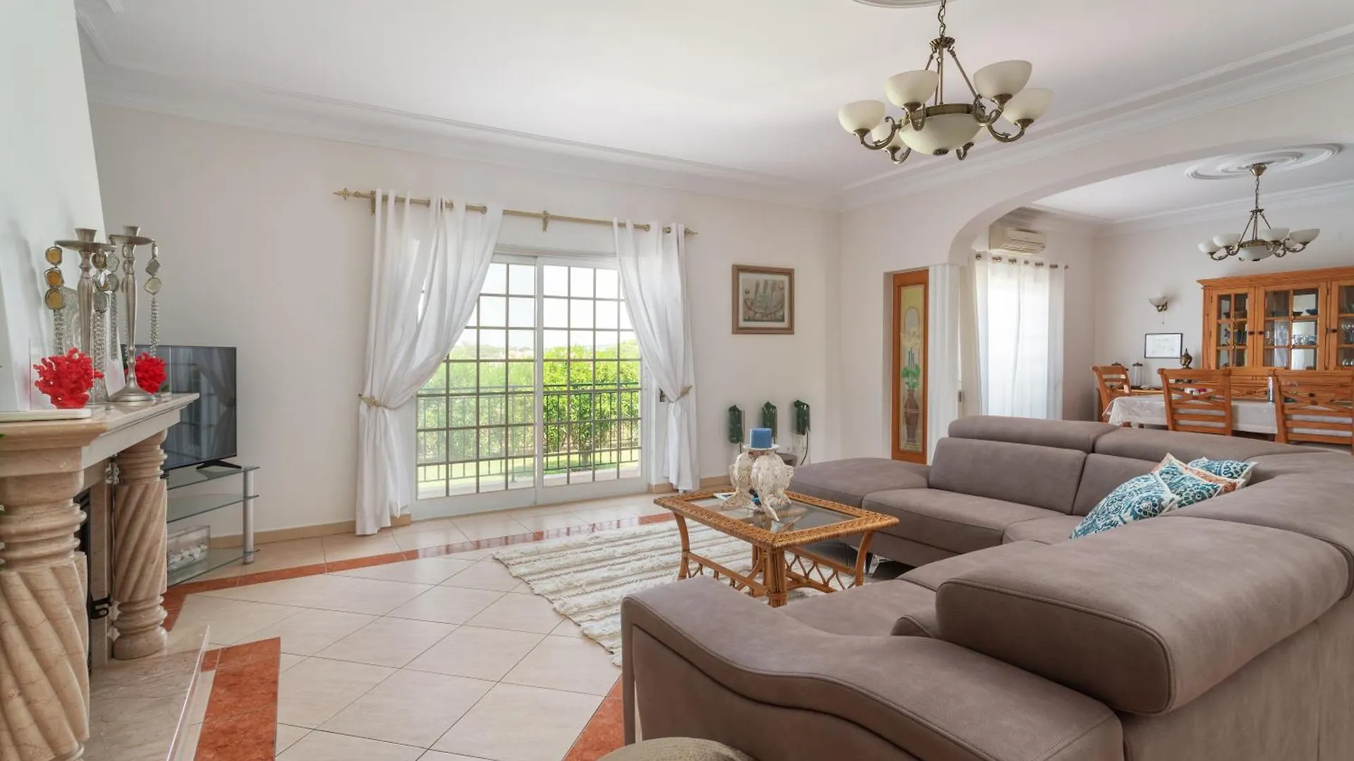 Fonte Santa Villa Quarteira